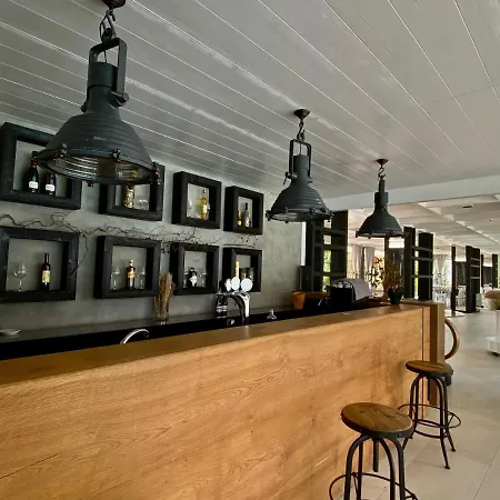 Tonnoconte Relais & Restaurant ベッド・アンド・ブレックファスト