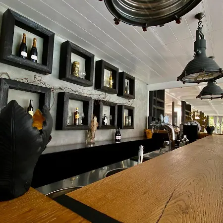 Tonnoconte Relais & Restaurant *