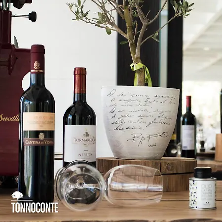 Tonnoconte Relais & Restaurant Frühstückspension 4*